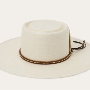 Elegant Cream Wide-Brim Hat